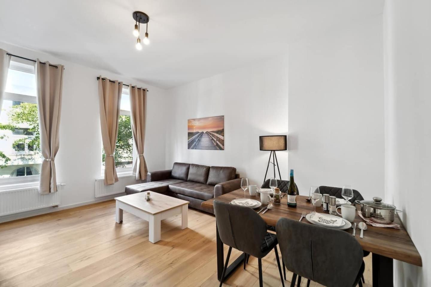 Infinity Stay Ferienapartments Rheinstrasse Wilhelmshaven Exterior photo